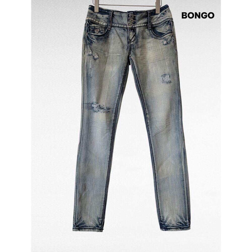 Bongo Jeans Size 9 Distressed Skinny Stretch Low Rise Light Wash Denim